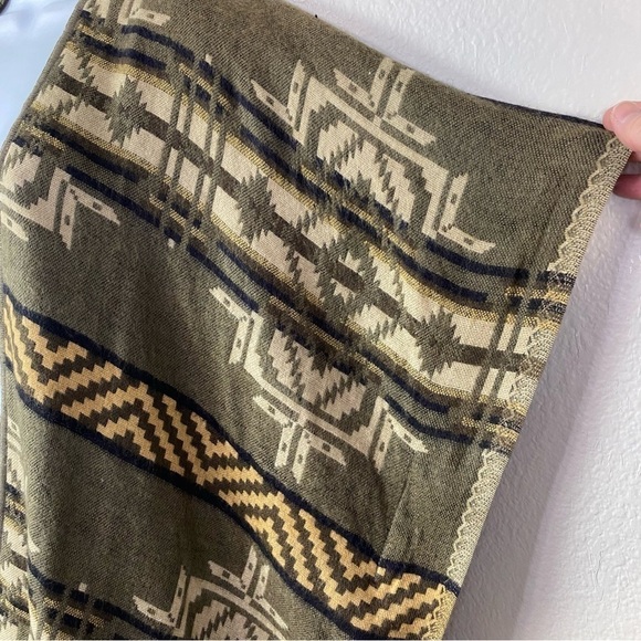 Classic Southwestern Aztec Poncho Wrap Sweater OS - Picture 7 of 8
